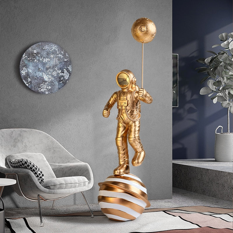 Astro Spacewalk Statue Decor